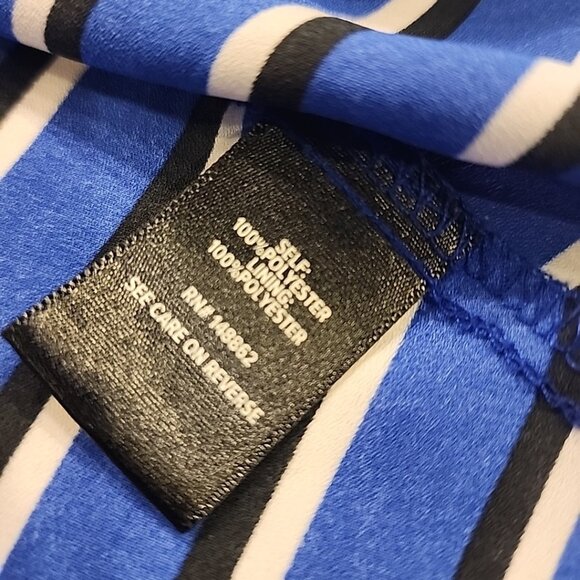 Torrid Georgette Top Tie Bow Front Empire Waist Blouse Blue White Striped Sz 1X - Picture 7 of 7